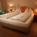 Stoiser -parkplatz Inbegriffen! 4* Graz