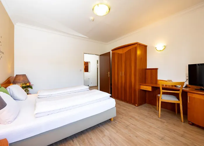 Stoiser -parkplatz Inbegriffen! 4* Грац