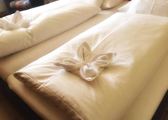 Stoiser -parkplatz Inbegriffen! Готель