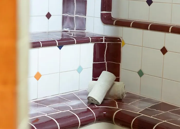 Stoiser -parkplatz Inbegriffen! Готель